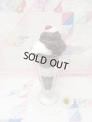 画像1: VTG Chocolate Sundae Candle