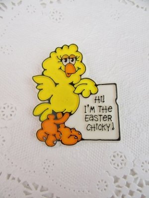 画像2: Lapel Pin Easter Chicky！