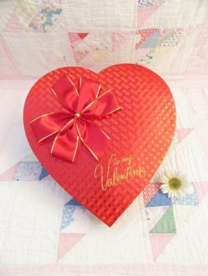 画像1: To my Valentine Candy Box A