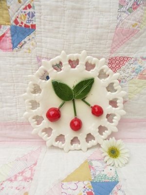 画像1: Cherry Plate Hanging B