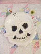 Skull Plate