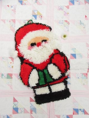 画像1: Latch Hook Santa