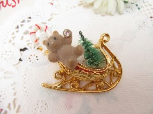 画像2: Sled Bear Brooch