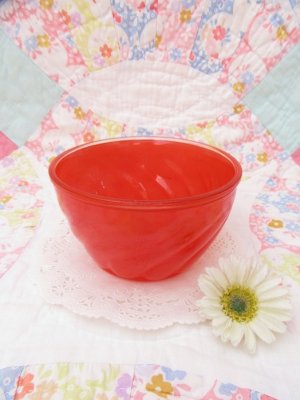 画像1: Sue Bee Honey Swirl Bowl Red