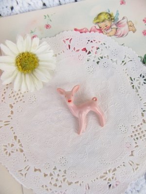 画像1: Baby Pink Deer Pin