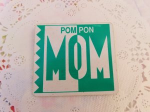 画像2: PomPonMom Pin Button