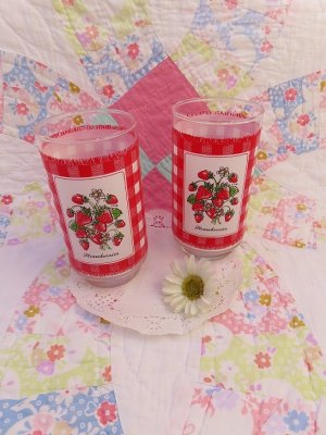 画像1: Gingham Strawberry Tumbler