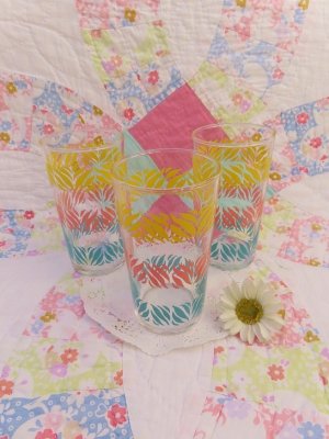 画像1: Pastel Leaf Tumbler