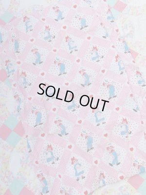 画像1: Raggedy Pink Gingham Quilt