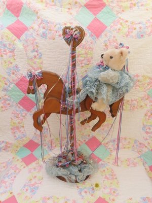 画像1: Romantic Carousel Bear
