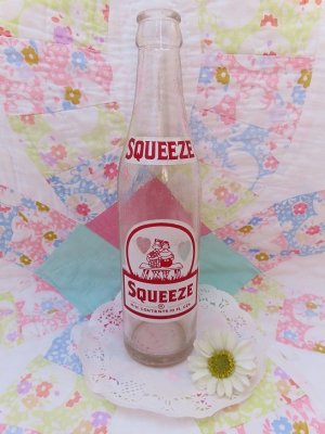 画像1: Squeeze Soda Bottle