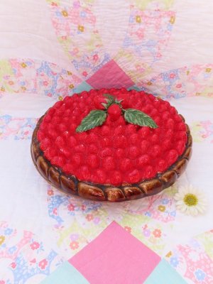画像1: Strawberry Pie Keeper
