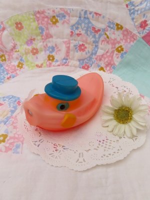 画像1: Pink Fish Boat