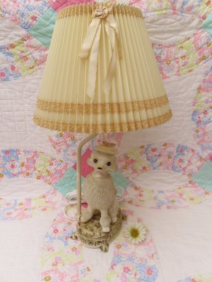画像1: Lady Poodle Figurine Lamp