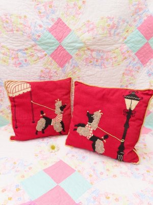 画像1: Corduroy Poodle Pair Cushion