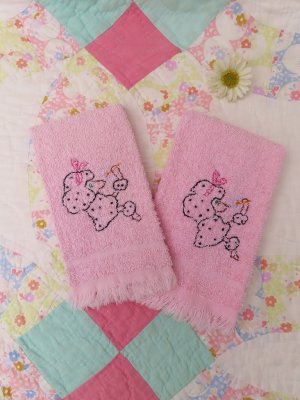 画像1: Poodle Fingertip Towel Pink