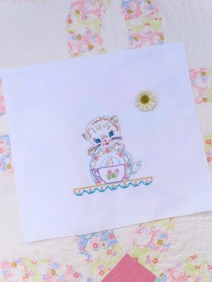画像1: Kitchen Towel Kitten Cup&Saucer