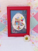 HOMCO Plastic Wall Frame Red
