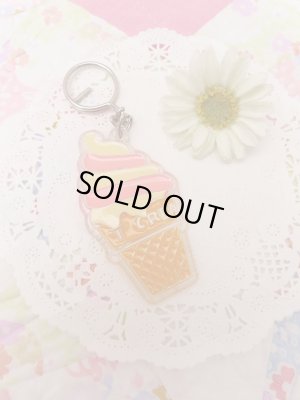 画像1: Acrylic Keychain Soft Cream