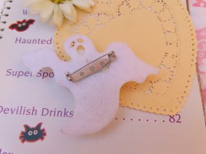 画像3: Purple Bow Ghost Plastic Pin