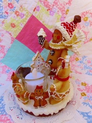 画像5: Gingerbread Family Candle Holder