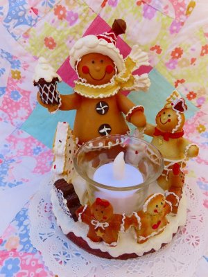 画像2: Gingerbread Family Candle Holder