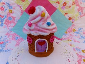 画像2: Mini Ice Cream House Decor