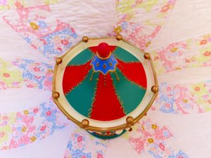 画像9: Plastic Carousel Music Box