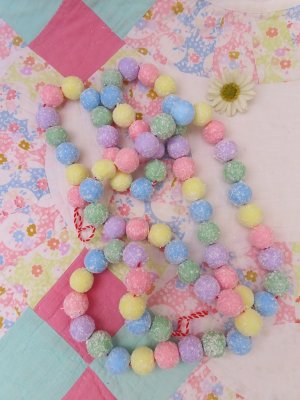 画像1: New Pastel Ball Garland
