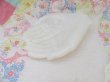 画像4: AVON Milk Glass Hand Dish (4)