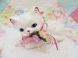 画像2: Bow Flower Kitten Figurine (2)