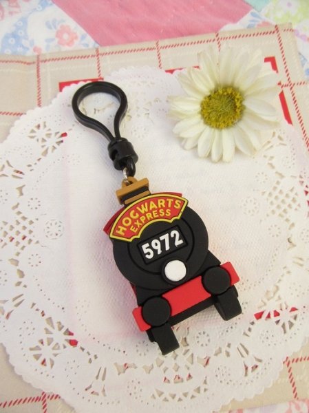 画像1: Hogwarts Keychain (1)