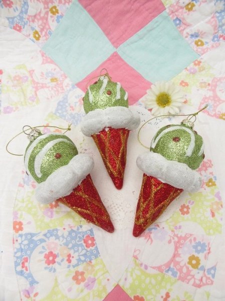 画像1: Glitter Pistachio Ice Cream  (1)