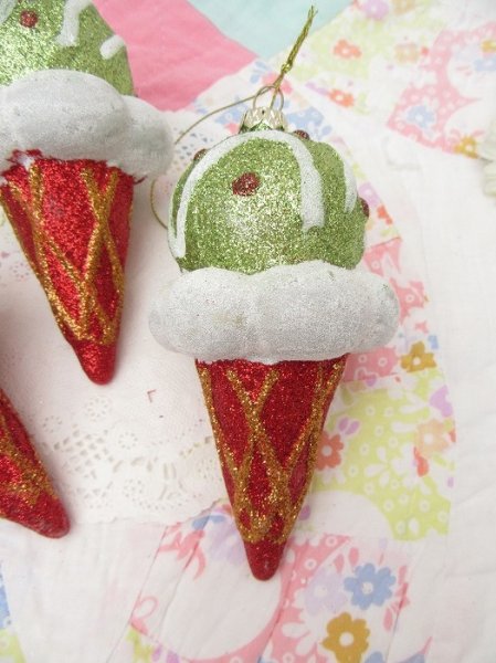 画像2: Glitter Pistachio Ice Cream  (2)