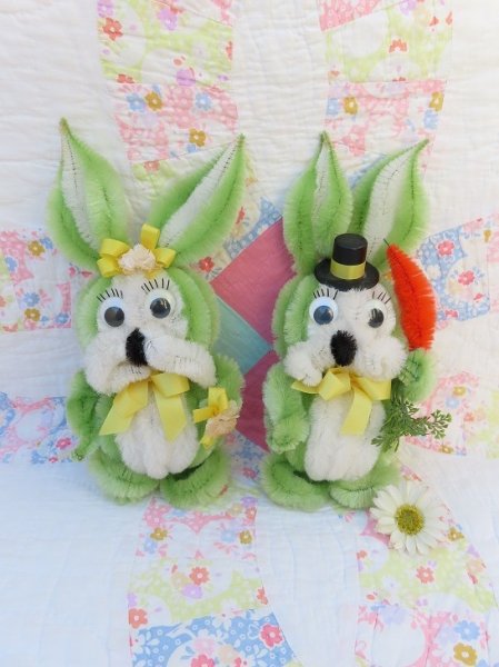 画像1: Chenille Easter Bunny Pair Magnet Green (1)
