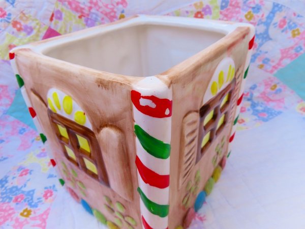 画像12: Heart Candy House Cookie Jar 2 (12)