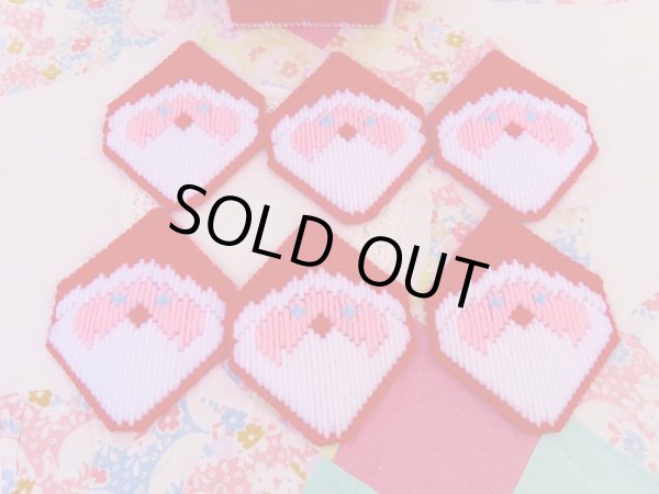 画像5: Plastic Canvas Santa Coaster (5)