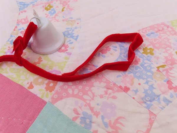 画像6: New Velvet Bow&Bell Garland (6)