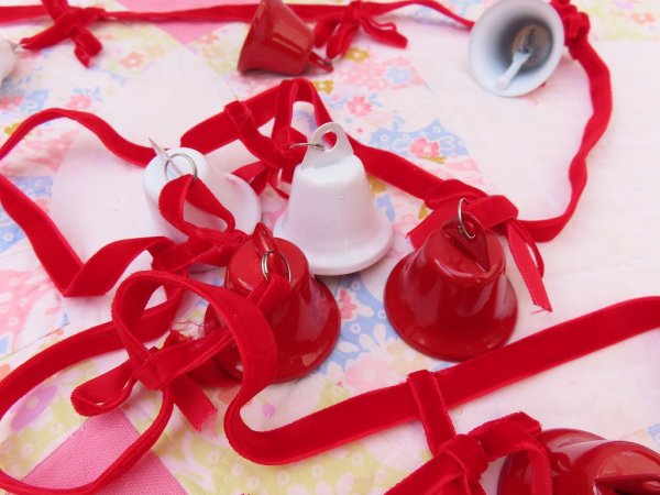 画像5: New Velvet Bow&Bell Garland (5)