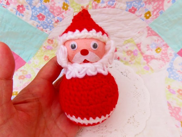 画像9: Yarn Ball Santa Ornament (9)